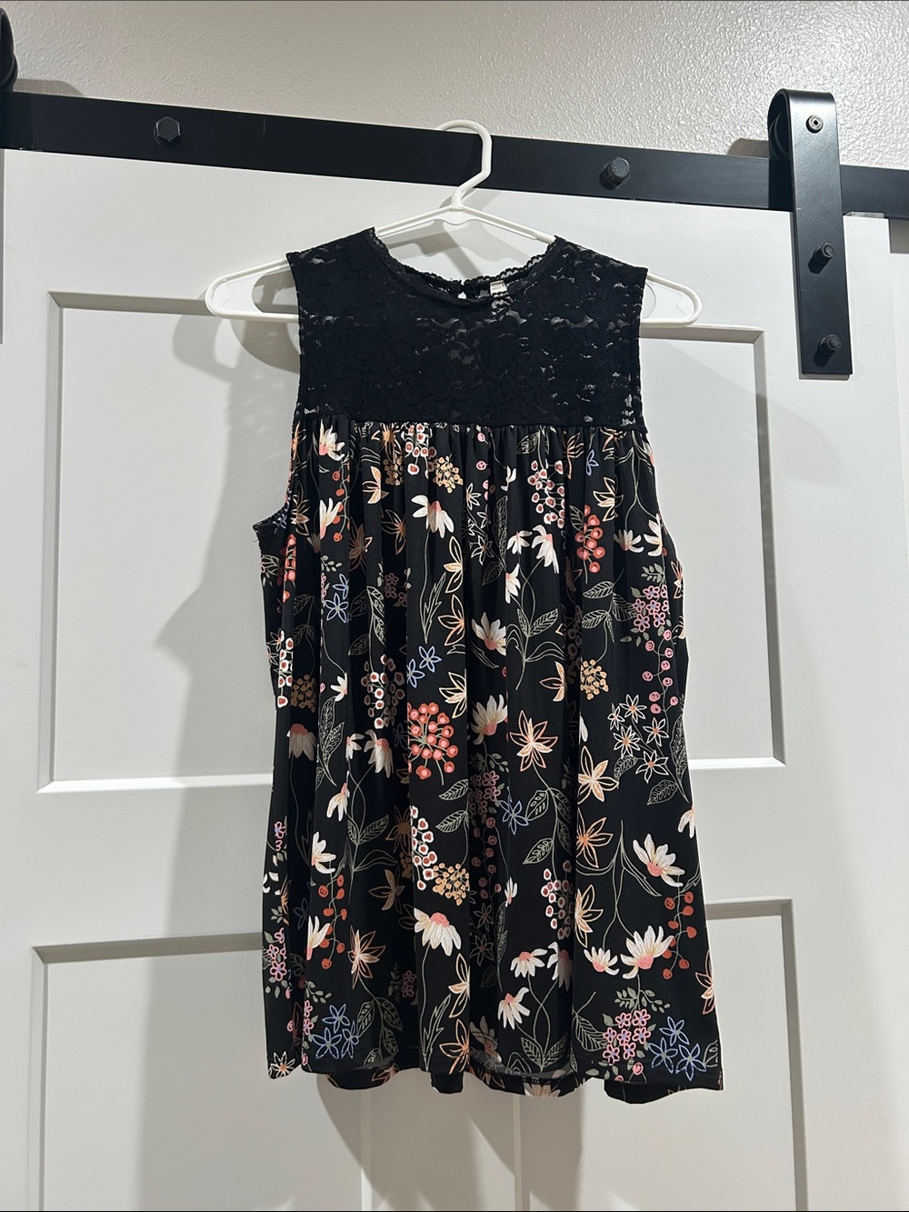 Roper Black Floral Lace Yoke Tank Top